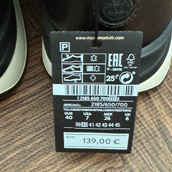 Massimo Dutti New shoes 
Size 40- USA 7 - Picture 7 of 9